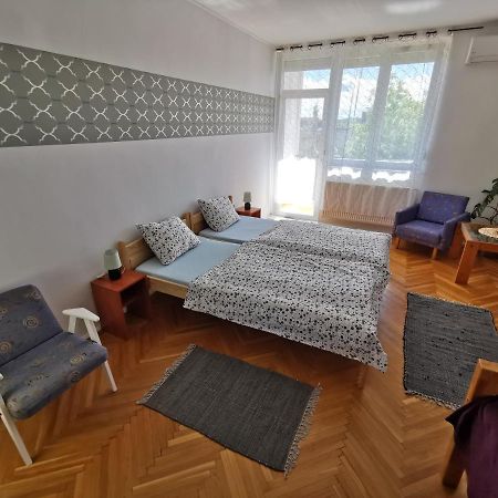 Ferienwohnung Acceptus Domus Szombathely Exterior foto